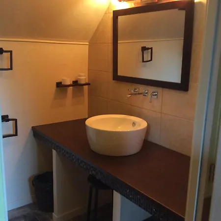 L Entre Deux Bed & Breakfast