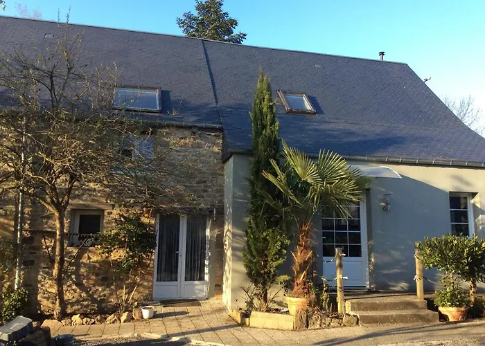 L Entre Deux Bed & Breakfast 3*